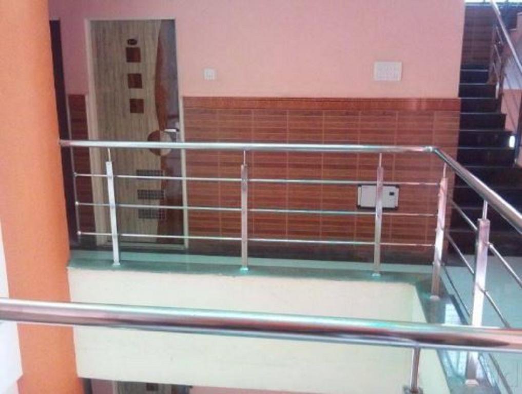 Sri Sai Sannidhi Hotel Ширди Екстериор снимка